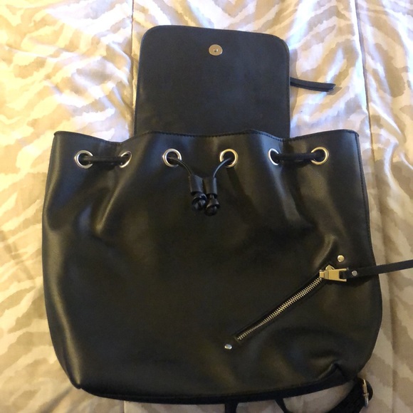 Charm Black Leather Backpack - Picture 4 of 4